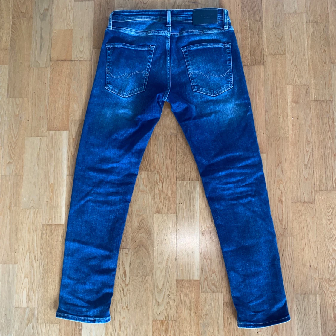 Blå Jack and Jones jeans  - 2