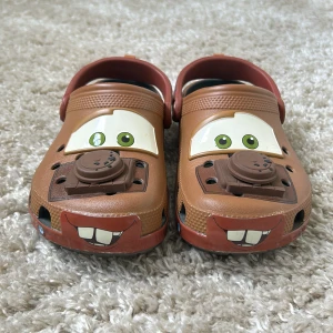 Bärgan crocs - Har använt dom typ 5gånger
