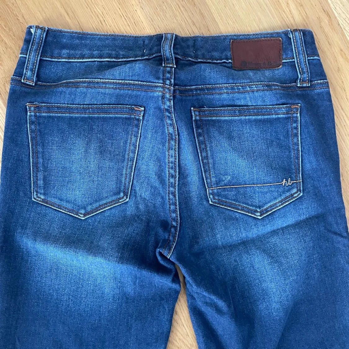 Mörkblåa jeans - 3