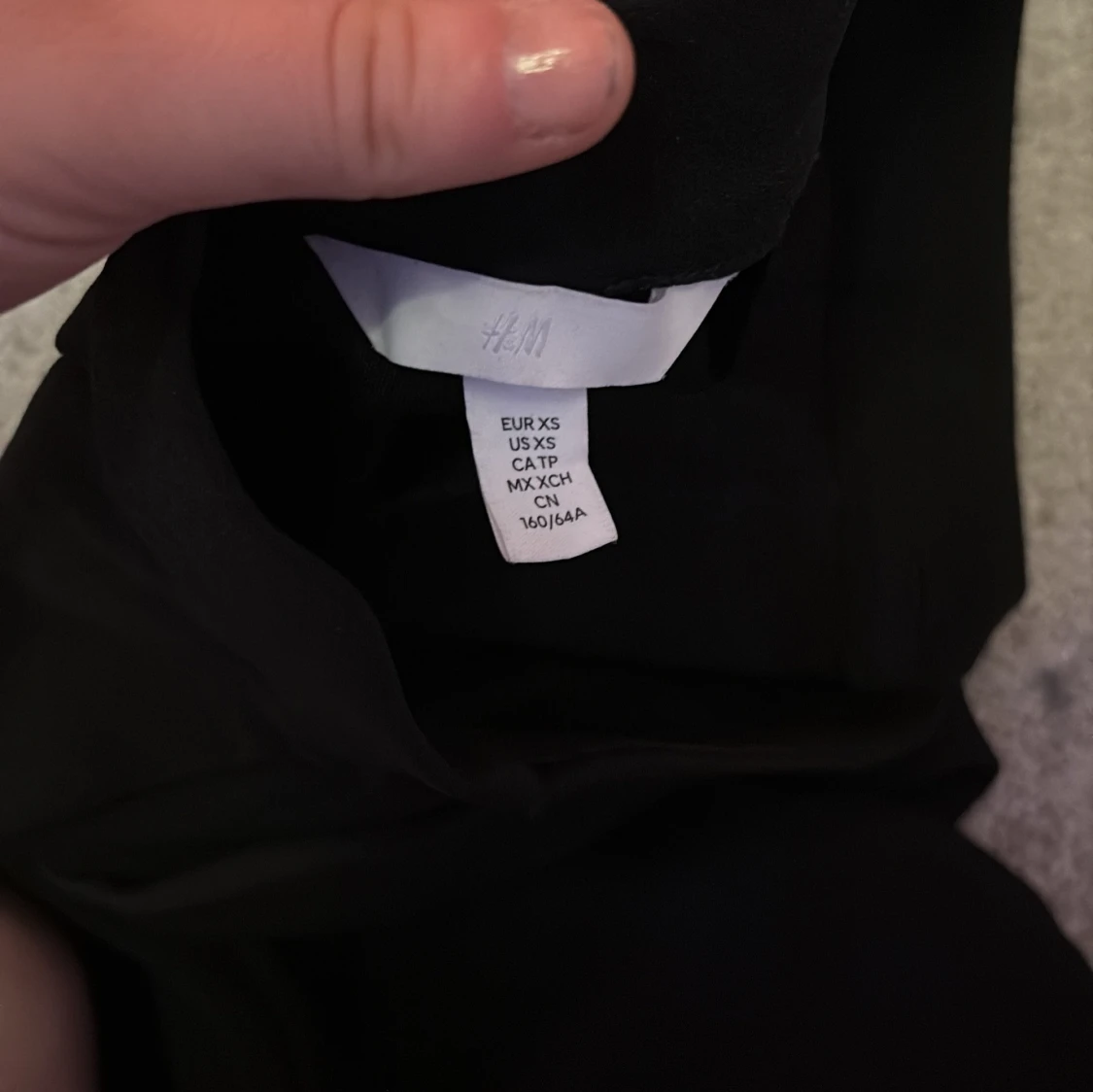 Svarta bootcut kostymbyxor H&M XS - 2