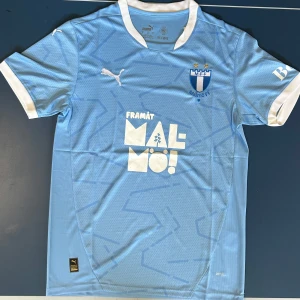Malmö FF Fotbollströja - Helt ny MFF Fotbollströja. Finns i storlek S och M