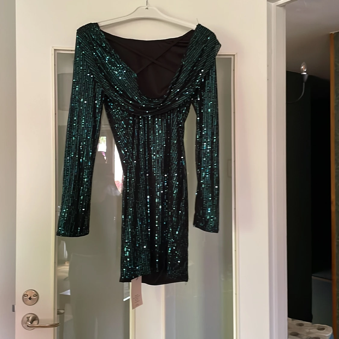 Paljettklänning - 1