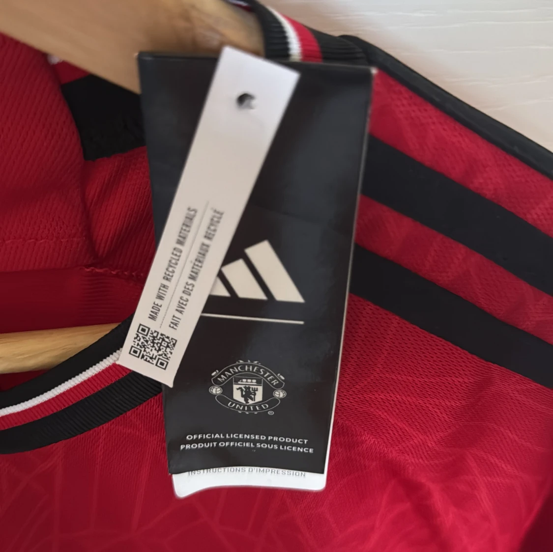 Manchester United T shirt/tröja helt ny - 1