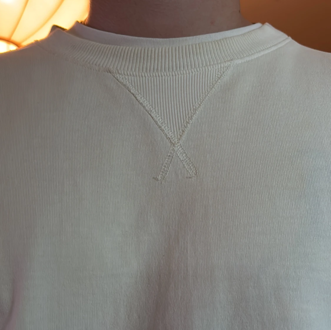 Vit långärmad sweatshirt från Vailent - 2