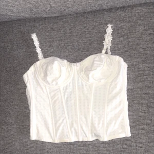 Korsett  - Oanvänd korsett , från Marie Jo . Nypris 1100kr