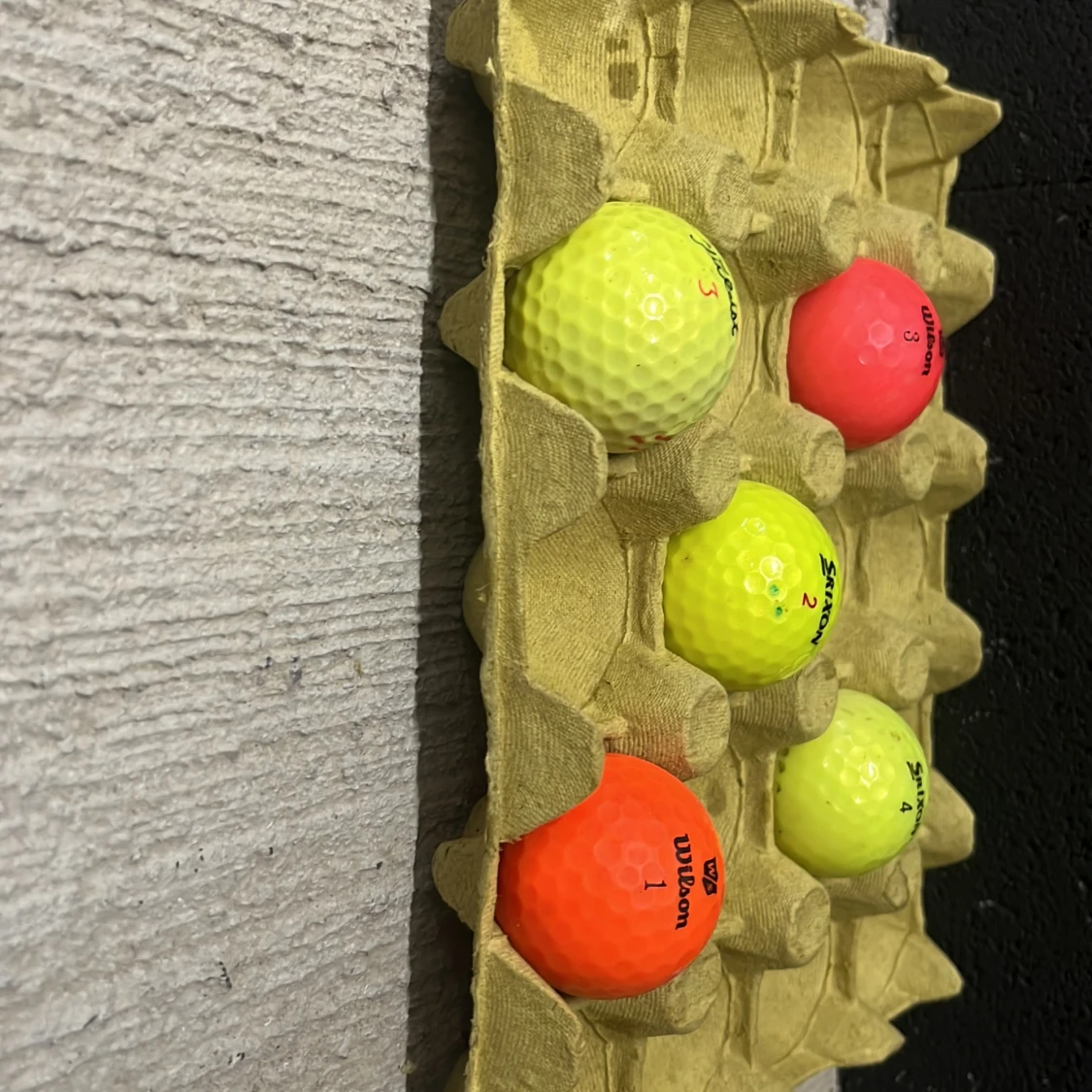 Mix paket färgade golfbollar  - 1