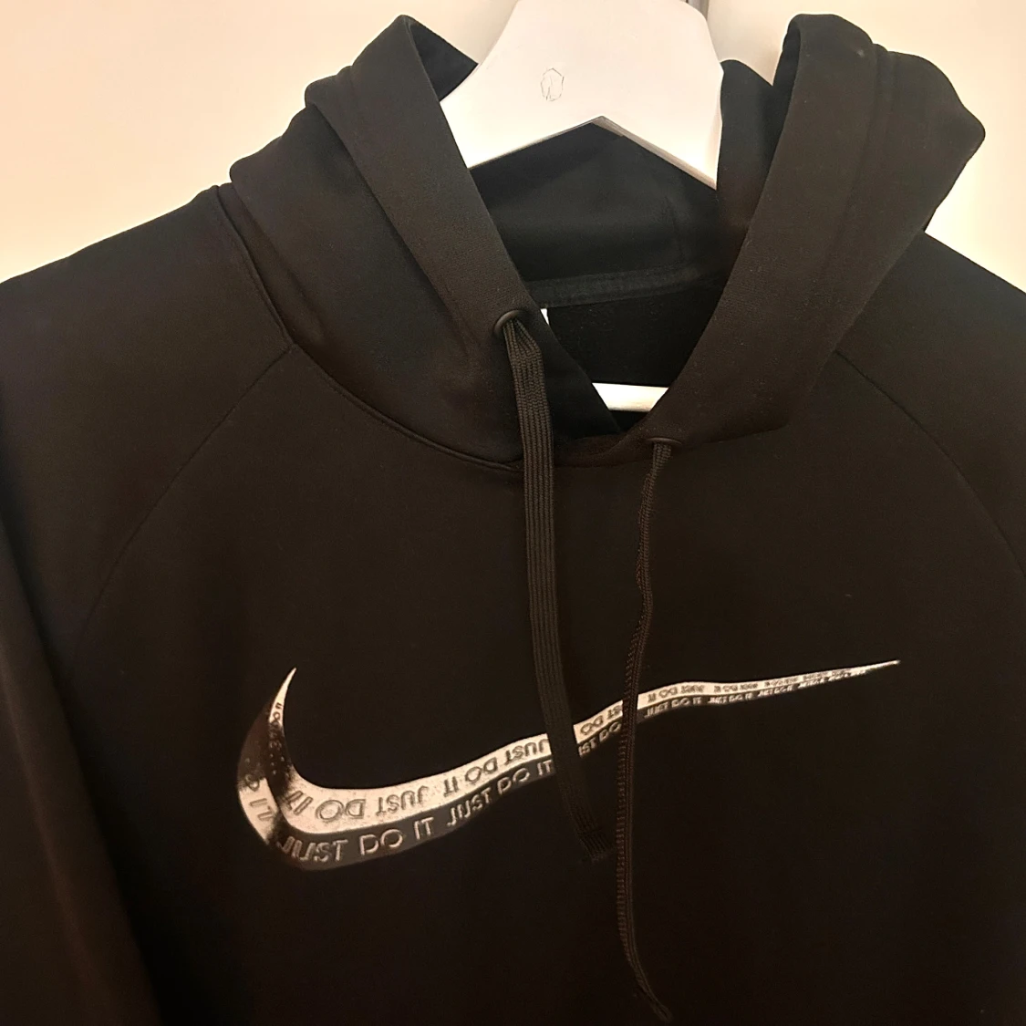 Svart Nike Therma-Fit hoodie M - 1
