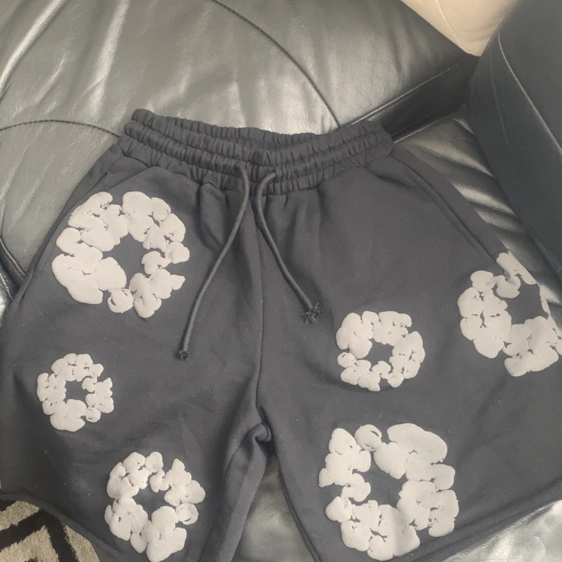 Svarta Denim Tears shorts - 1