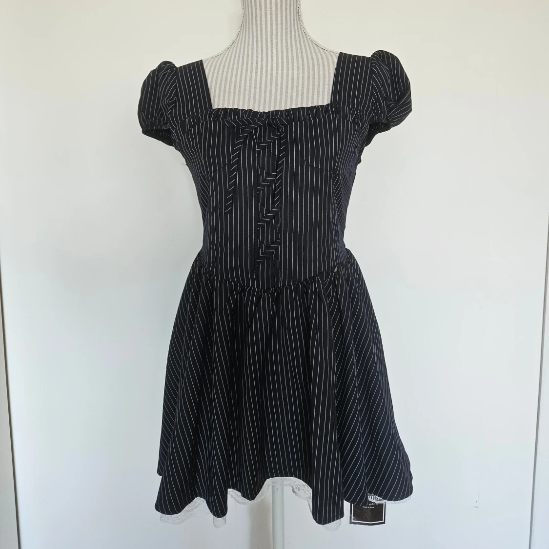 Mörkblå randig klänning  - 1