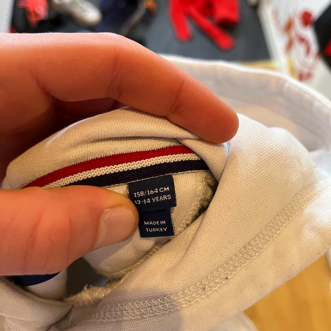 Vit hoodie från GANT - 3