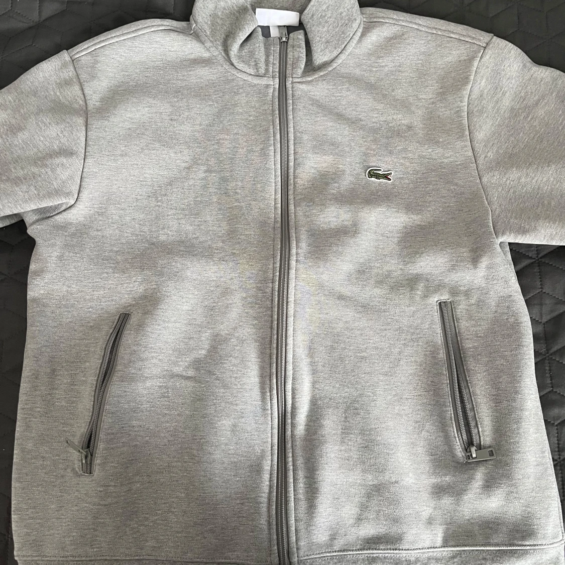 Grå tröja från Lacoste