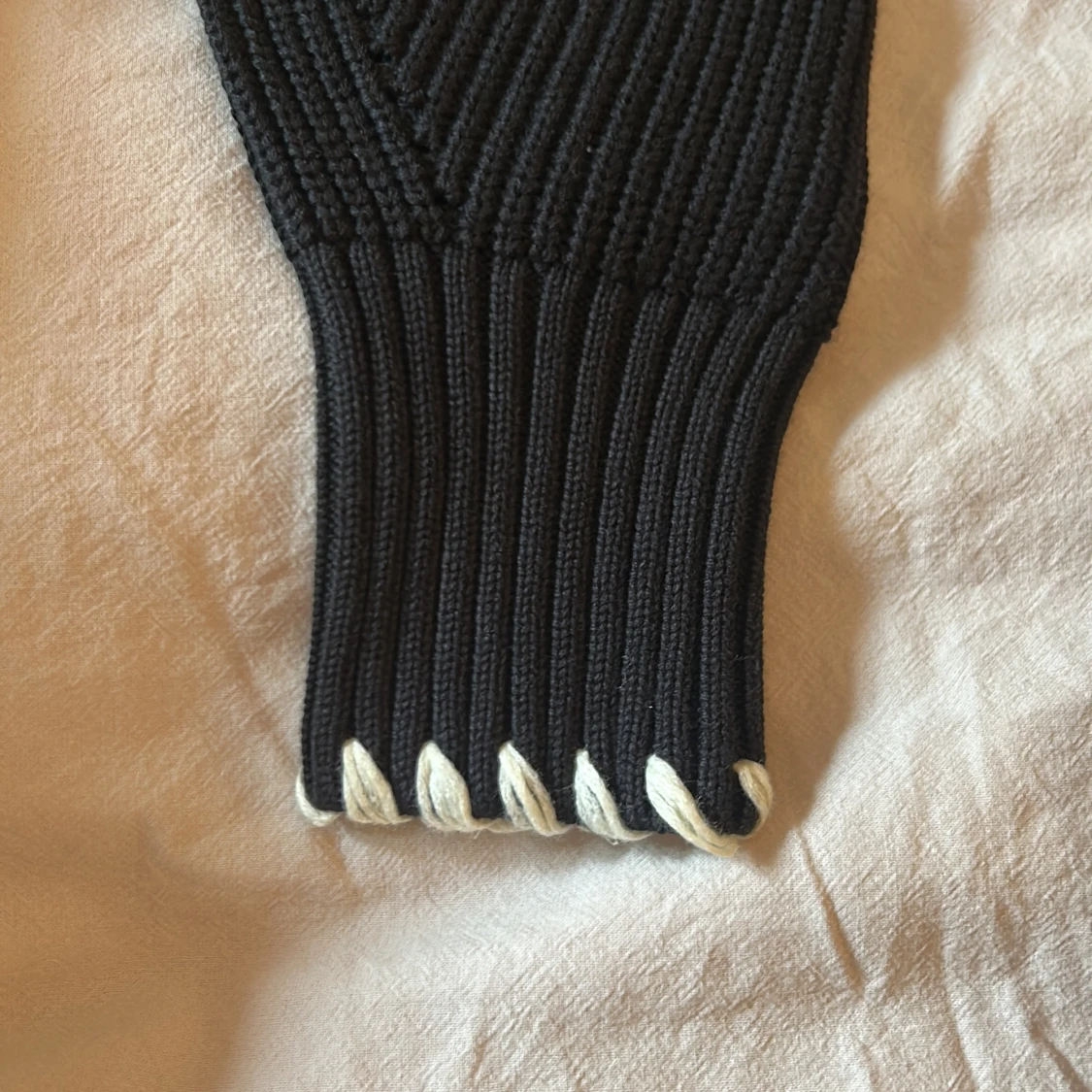 Svart ribbad klänning från ADOORE - 3