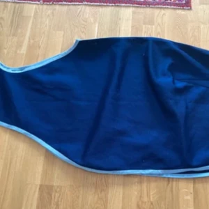 Nytt ländtäcke!💙 - •Helt nytt                                                               •kan skicka fler bilder och kan skickas