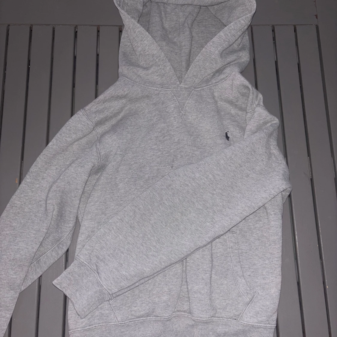 Grå hoodie från Ralph Lauren - 1