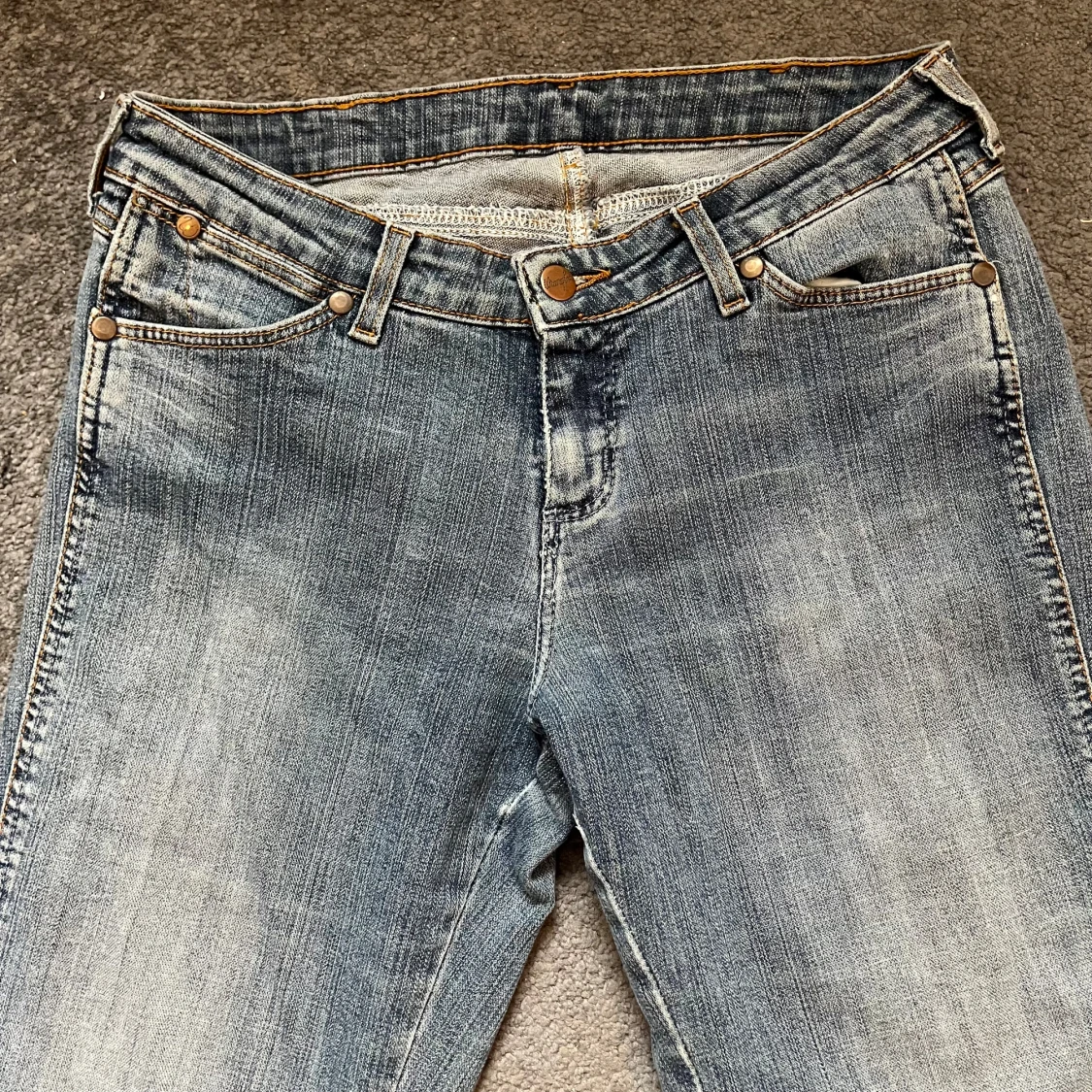 Lowrise wrangler bootcut jeans - 1