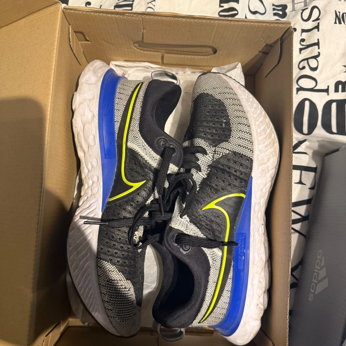 Nike React löparskor svart/grå/blå