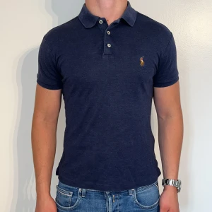 Ralph Lauren piké slim fit  - Ralph Lauren | Mycket bra skick | Size - S | Nypris 1600 mitt pris 499 | Hör av dig vid minsta fråga eller fundering📩