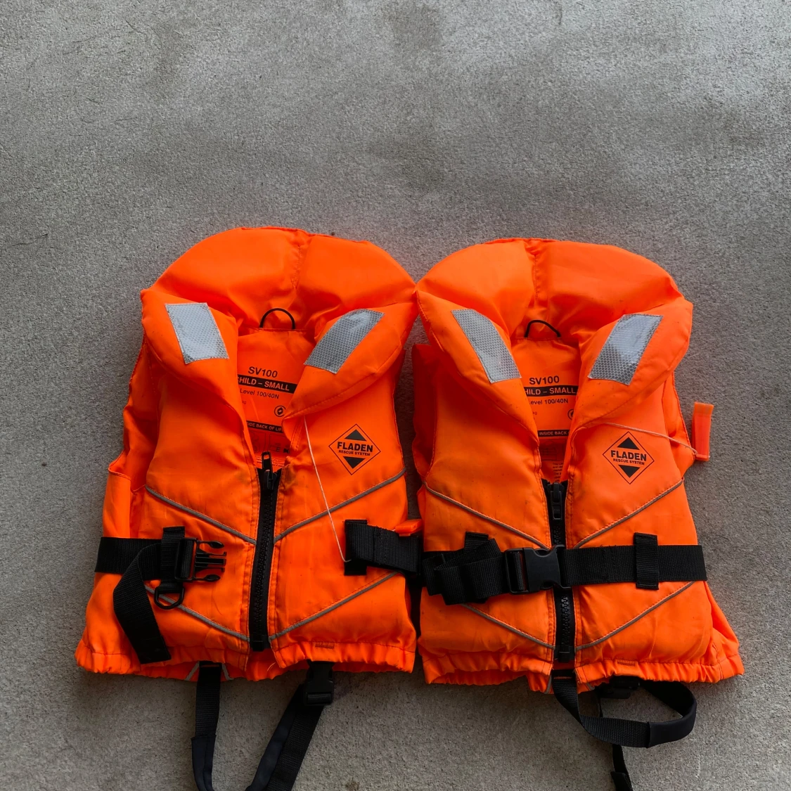 Orange flytväst Fladen SV100 barn