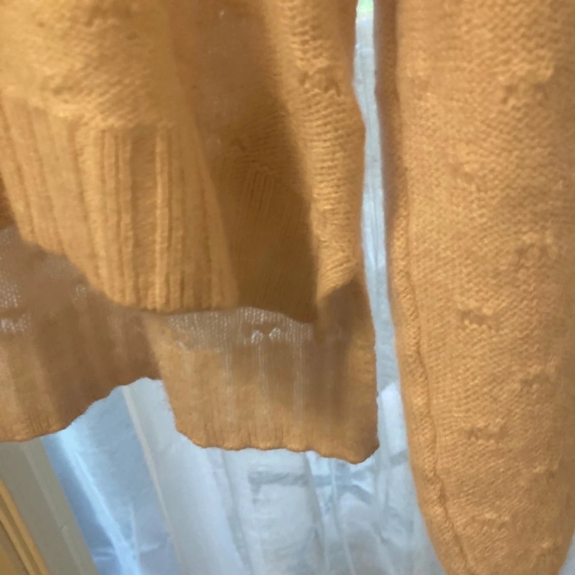 Ljusrosa stickad tröja från H&M - 1