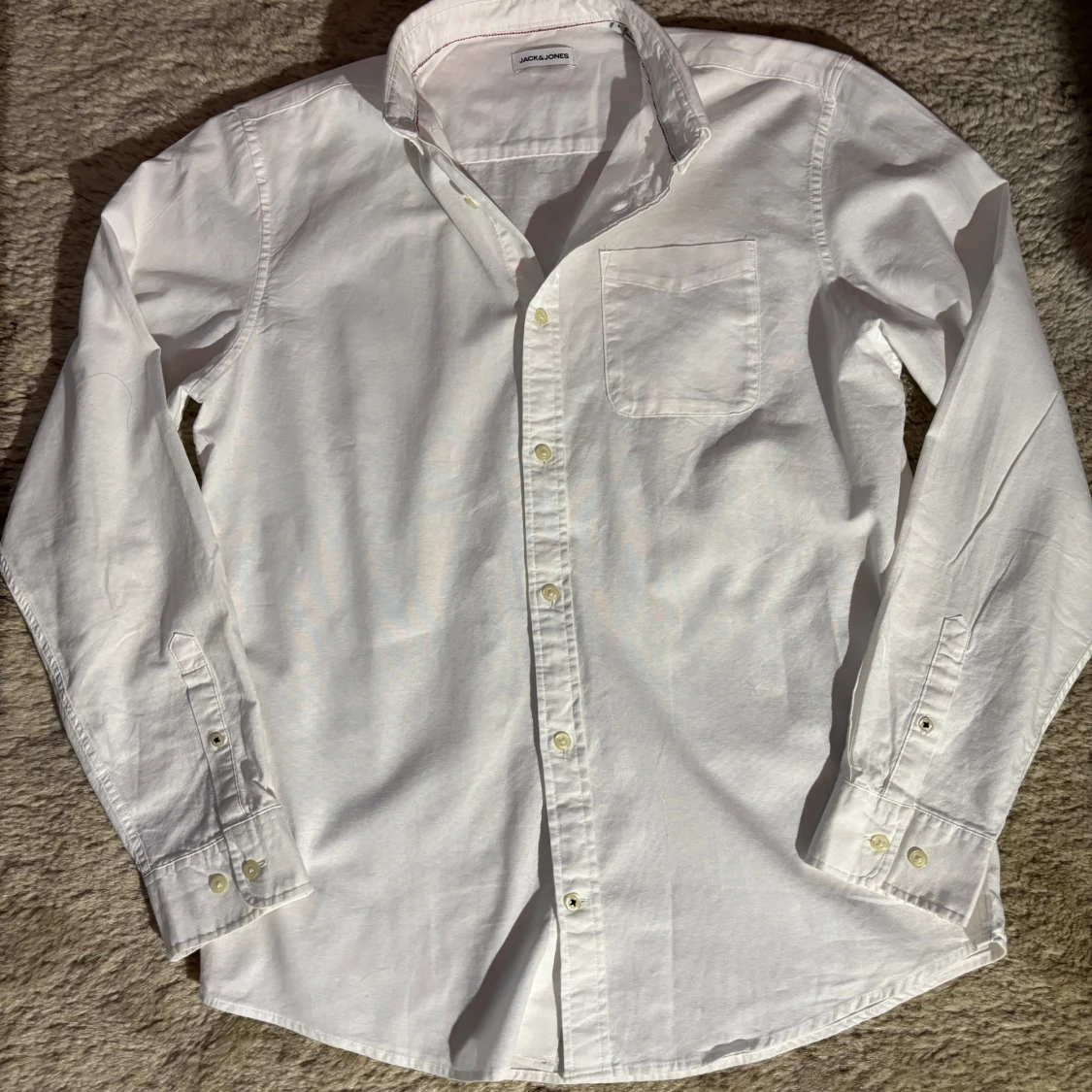 Vit skjorta från Jack & Jones - 1