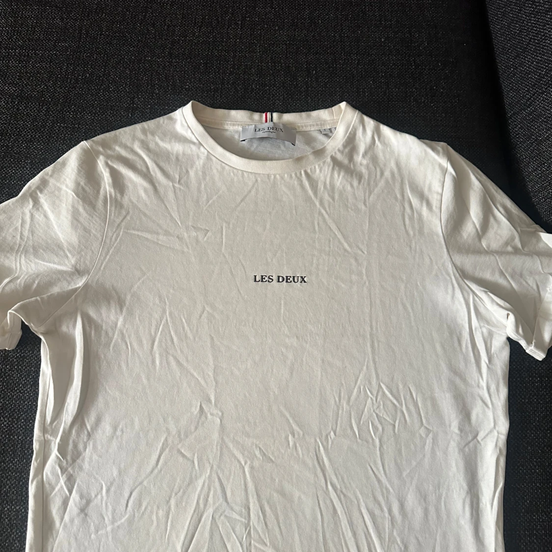 Vit t-shirt från Les Deux - 1