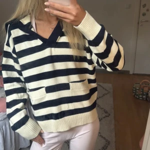 Randig tröja - Snygg randig tröja från Zara❤️ pris kan diskuteras 