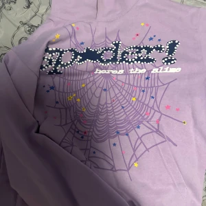 (Acai) Lila goodie från Sp5der - Pm för mer bilder