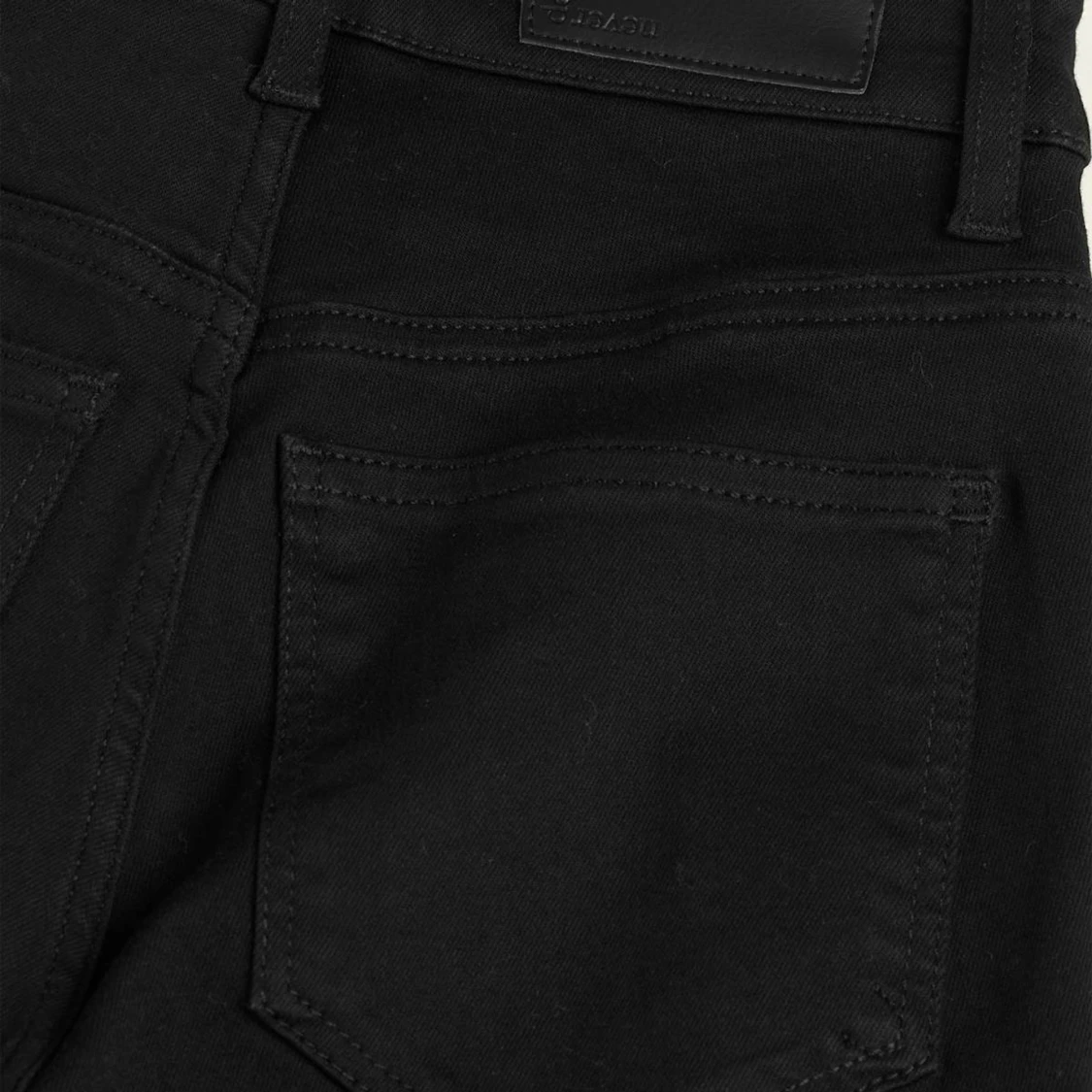 Svarta bootcut jeans - 1