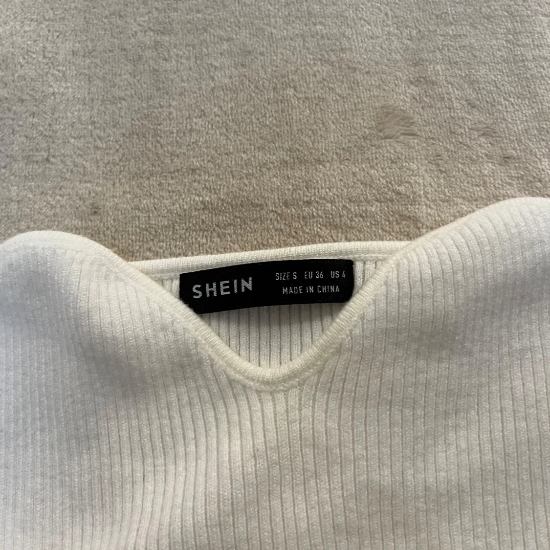 Vit ribbad långärmad topp från SHEIN - 2
