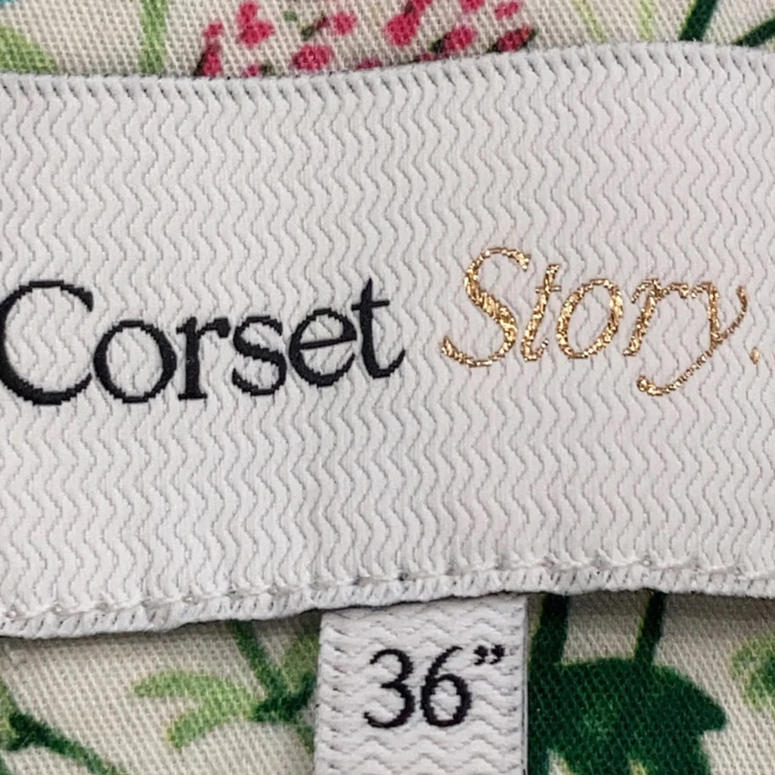 Blommig korsettopp med volang från Corset Story - 2