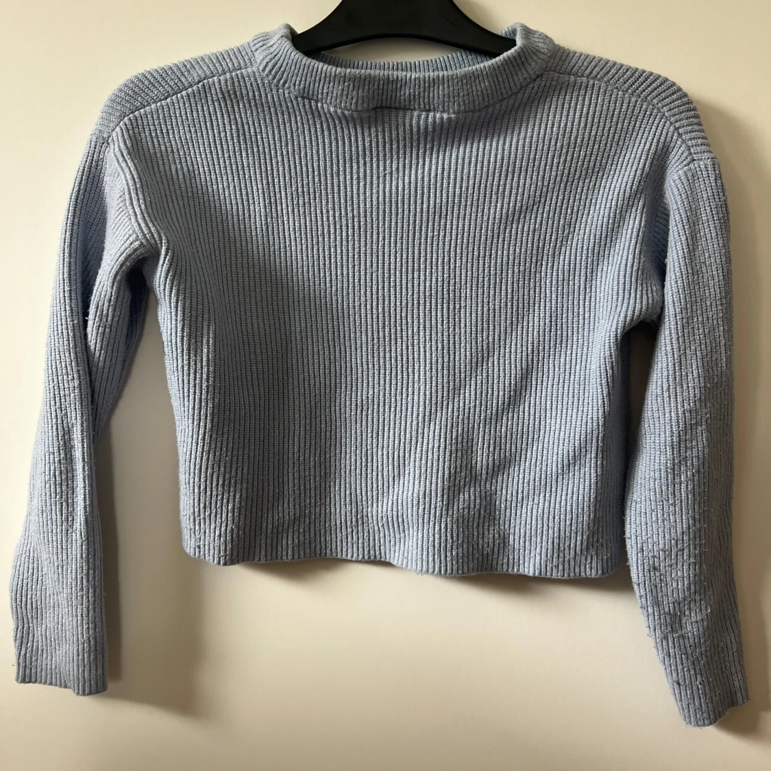 Ljusblå ribbad tröja från Name It