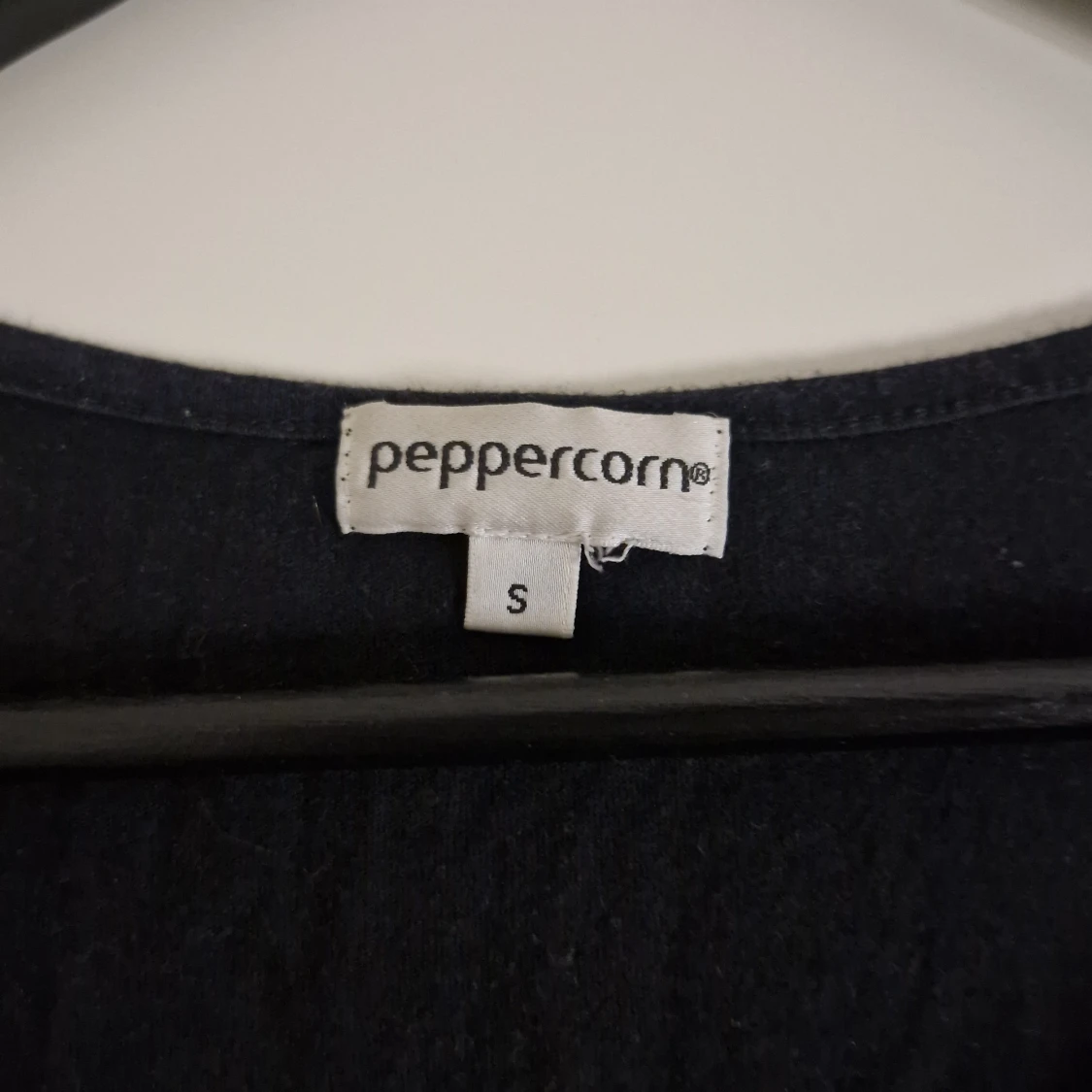 Svart tunn långärmad tröja - 2