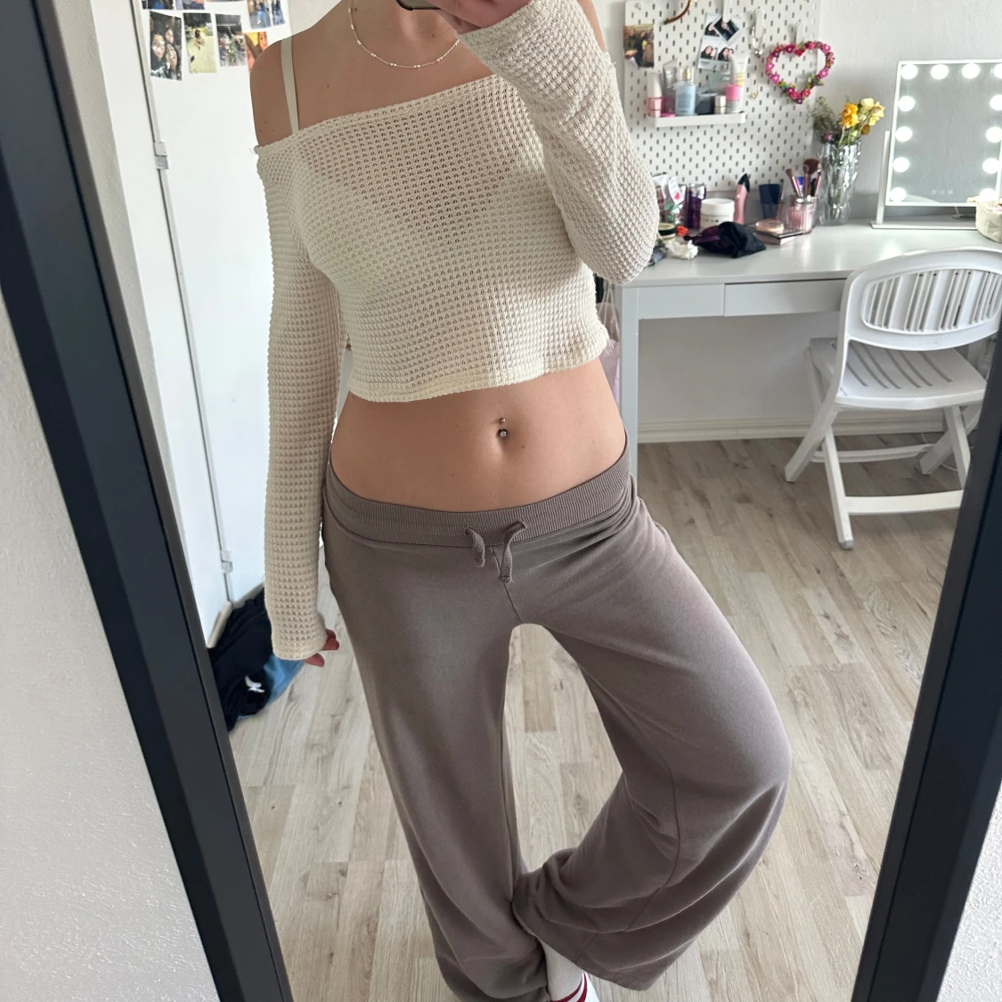 Vit croppad stickad tröja från Shein