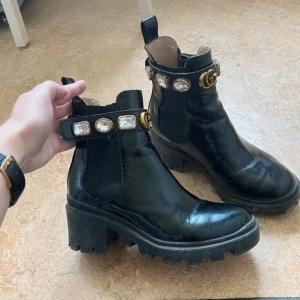 Boots - Knappt använda boots i storlek 37