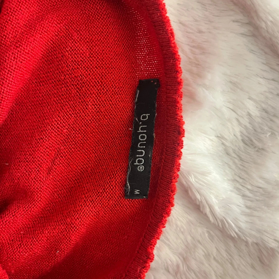 Röd stickad tröja från b.young - 1
