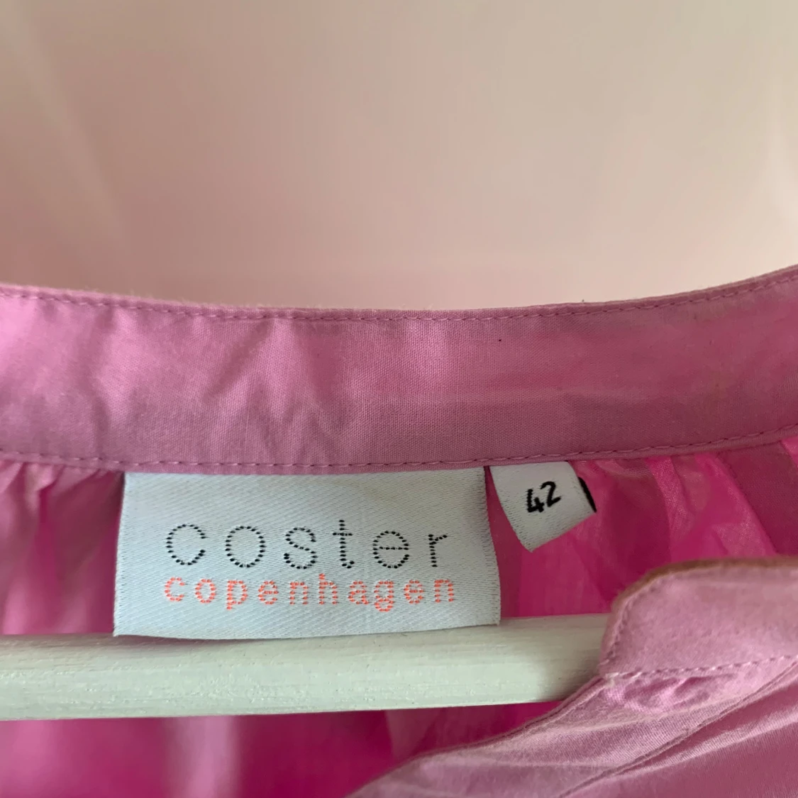 Rosa klänning från Coster Copenhagen - 1