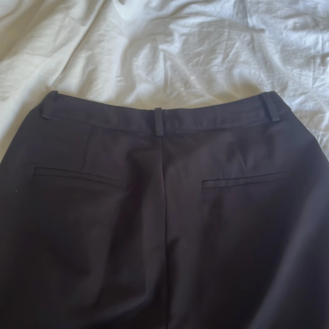 Svarta kostymbyxor från BikBok - 2