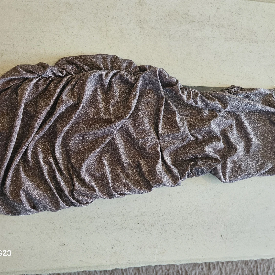 Glittrig brun kortklänning från SHEIN