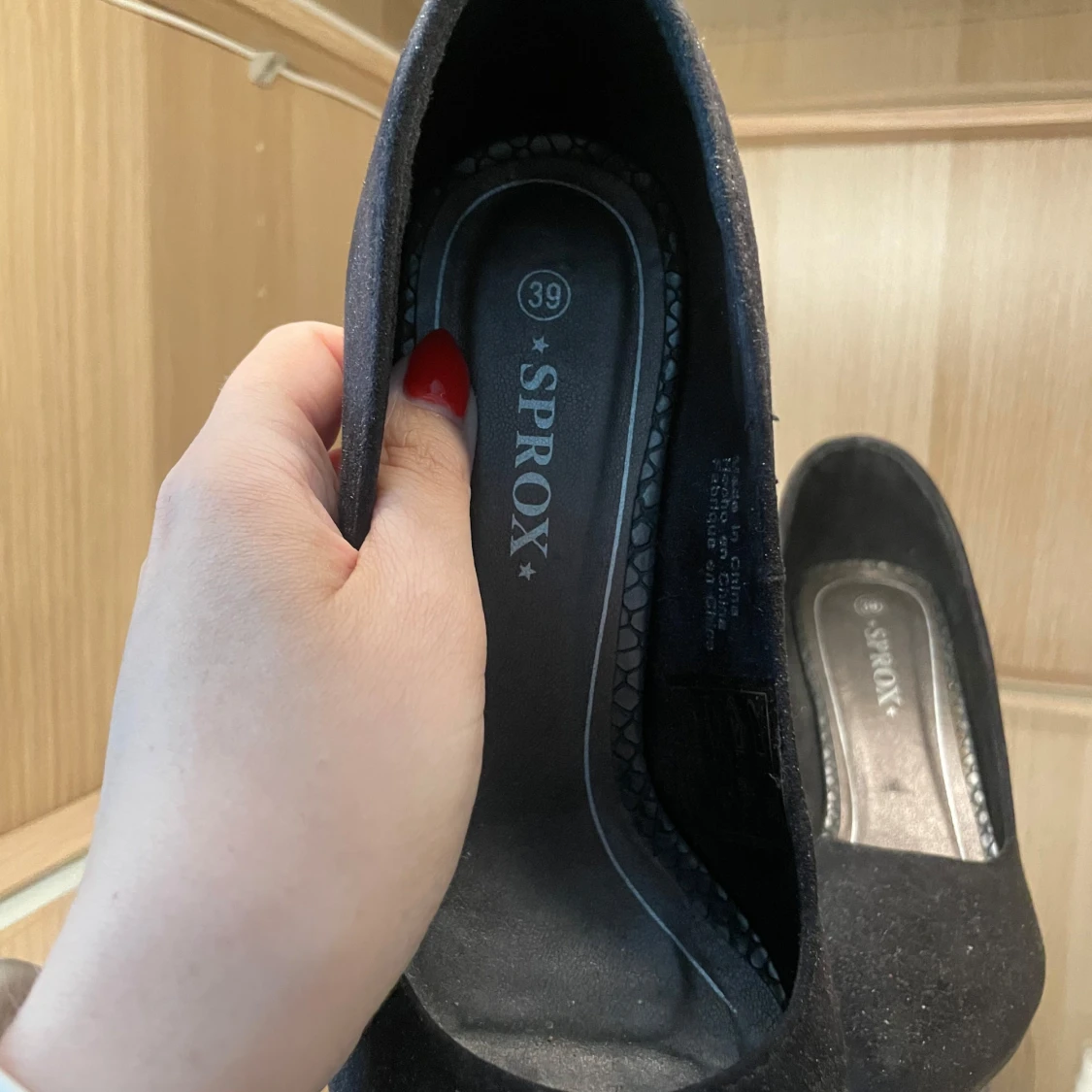 Svarta pumps från Sprox, storlek 39 - 1