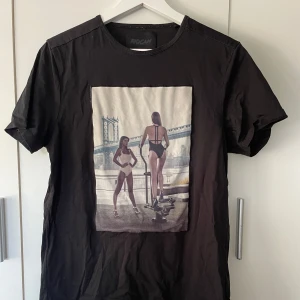 Limitato Tshirt - Skick 8/10, storlek S