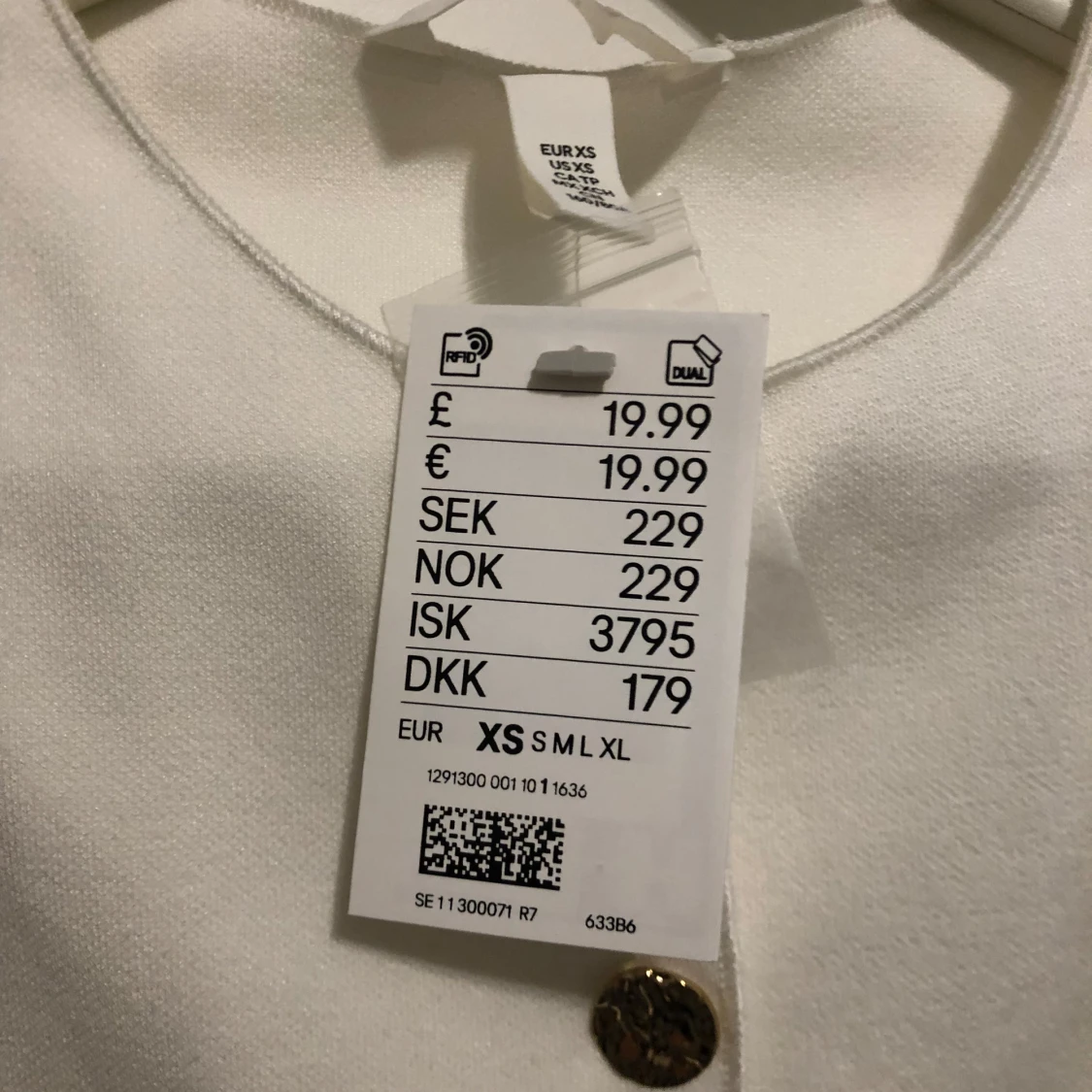Vit väst med guldknappar från H&M - 3