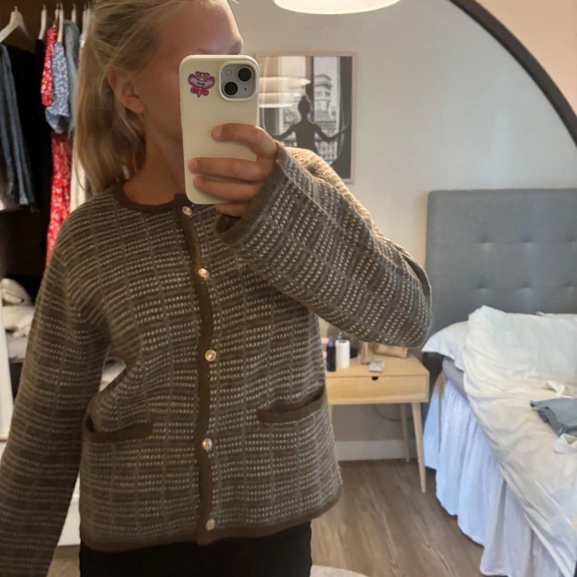 Brun rutig kofta från NA-KD