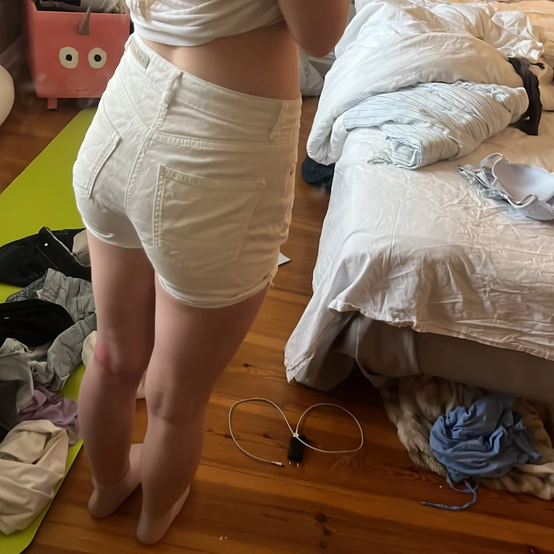 Vita jeansshorts från LAB Industries - 2