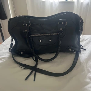 Boohoo väska - Säljer den populära boohoo väskan. Pris kan diskuteras ❤️