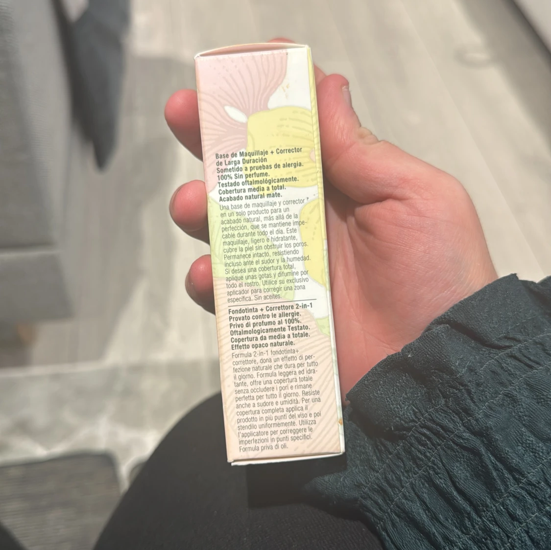 Clinique Beyond Perfecting Foundation + Concealer - 4