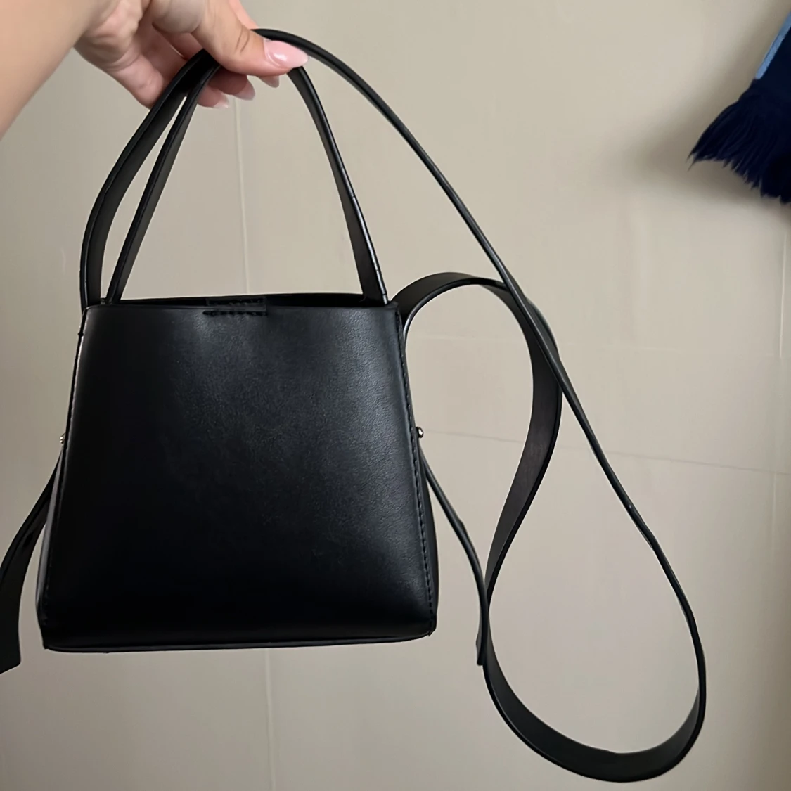 Svart axelväska  - 3