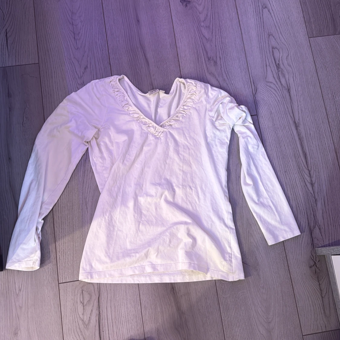 Vit långärmad topp från Esprit
