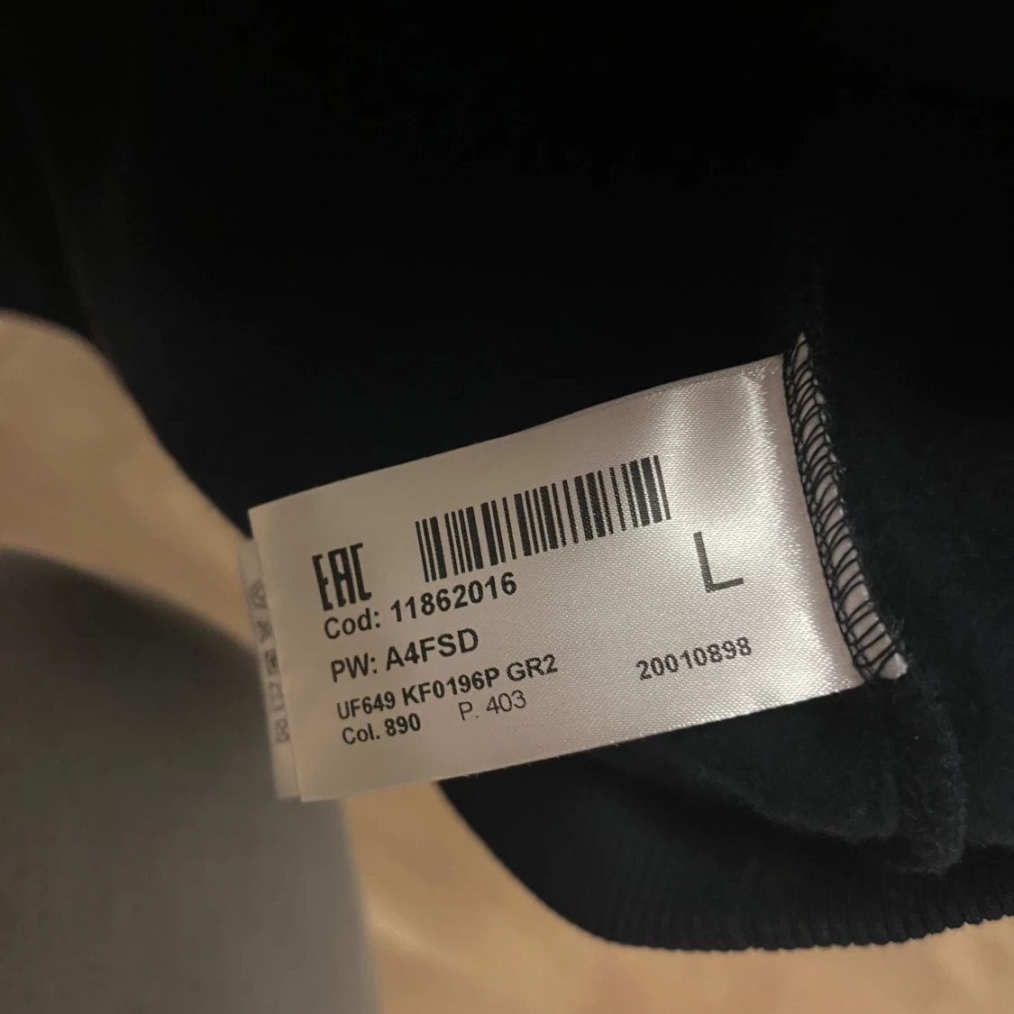 Svart hoodie från Dondup - 1