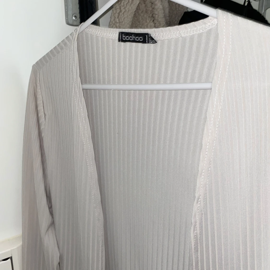 Beige långklänning från Boohoo - 2