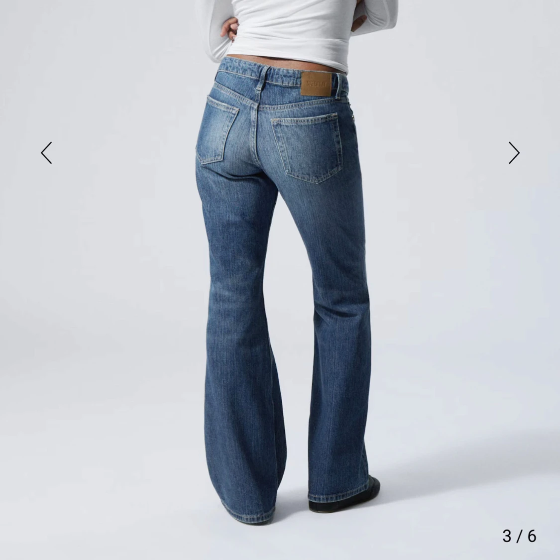 Blå bootcut jeans - 1